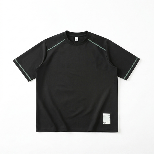 hf_Black flat-lay